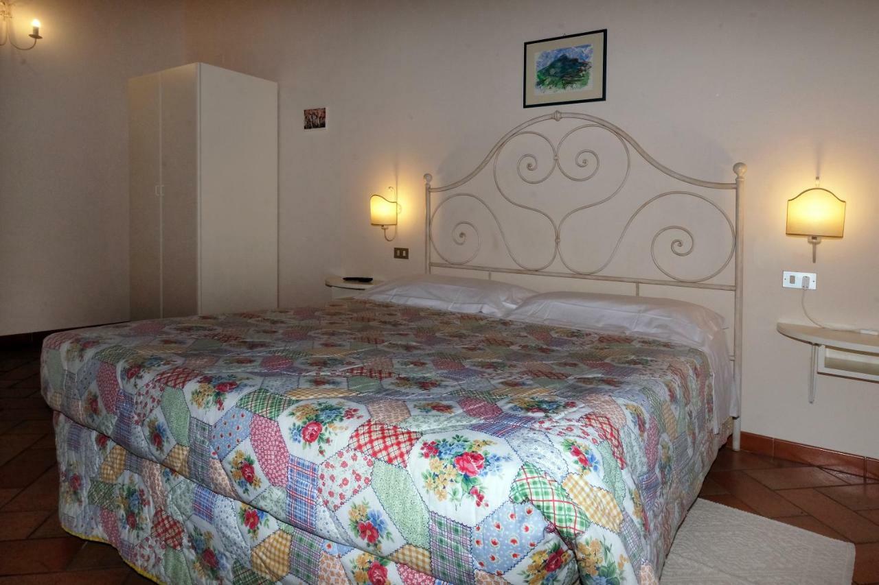 Oliviera Camere Pienza Eksteriør billede
